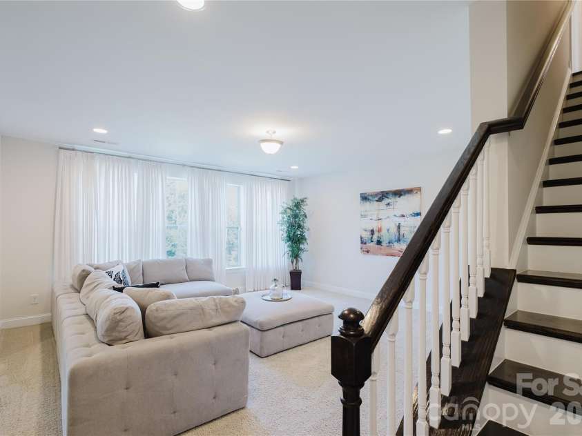 15431 Cimarron Hills Lane, Charlotte, NC 28278.  MLS# CAR4298385, YatesRealty ID 8774. 