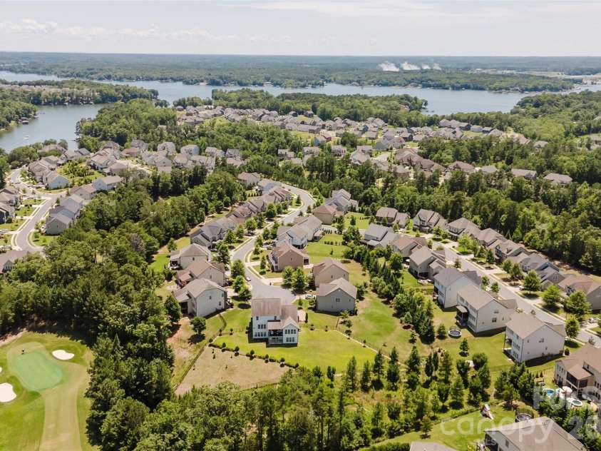 15431 Cimarron Hills Lane, Charlotte, NC 28278.  MLS# CAR4298385, YatesRealty ID 8774. 