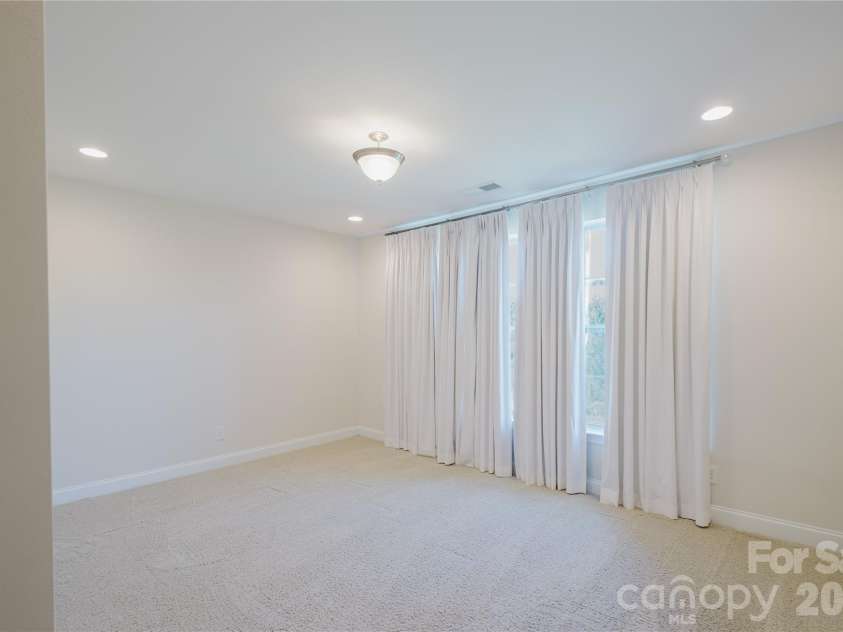 15431 Cimarron Hills Lane, Charlotte, NC 28278.  MLS# CAR4298385, YatesRealty ID 8774. BEDROOM 