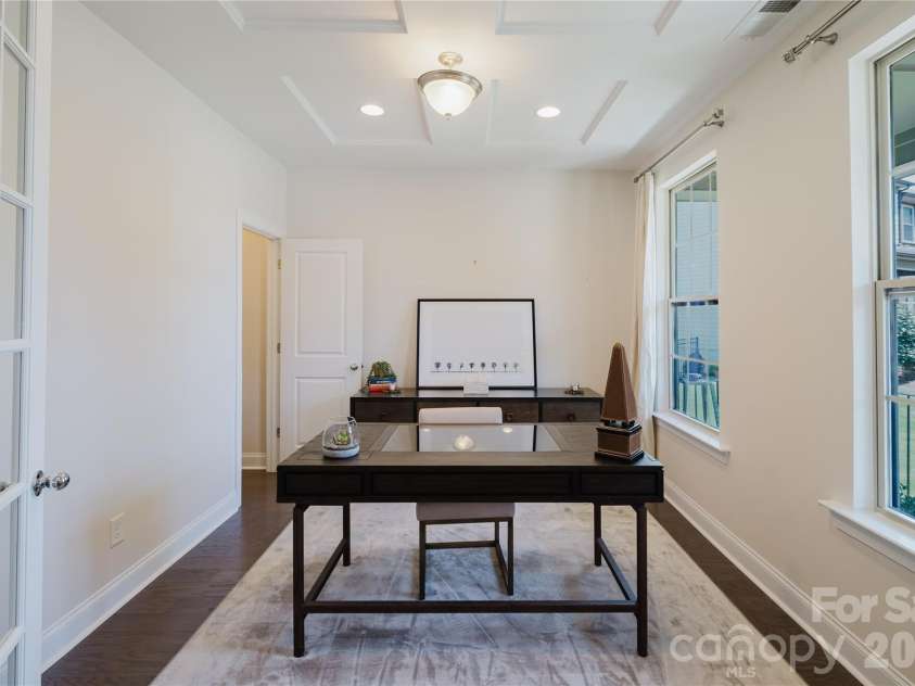 15431 Cimarron Hills Lane, Charlotte, NC 28278.  MLS# CAR4298385, YatesRealty ID 8774. OFFICE