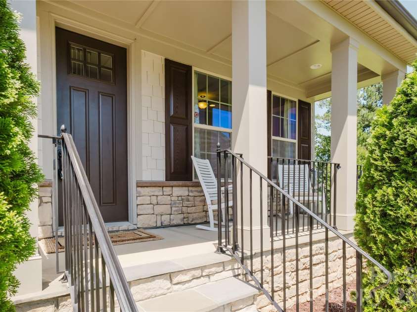 15431 Cimarron Hills Lane, Charlotte, NC 28278.  MLS# CAR4298385, YatesRealty ID 8774. PORCH