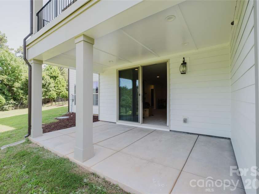 15431 Cimarron Hills Lane, Charlotte, NC 28278.  MLS# CAR4298385, YatesRealty ID 8774. REAR VIEW