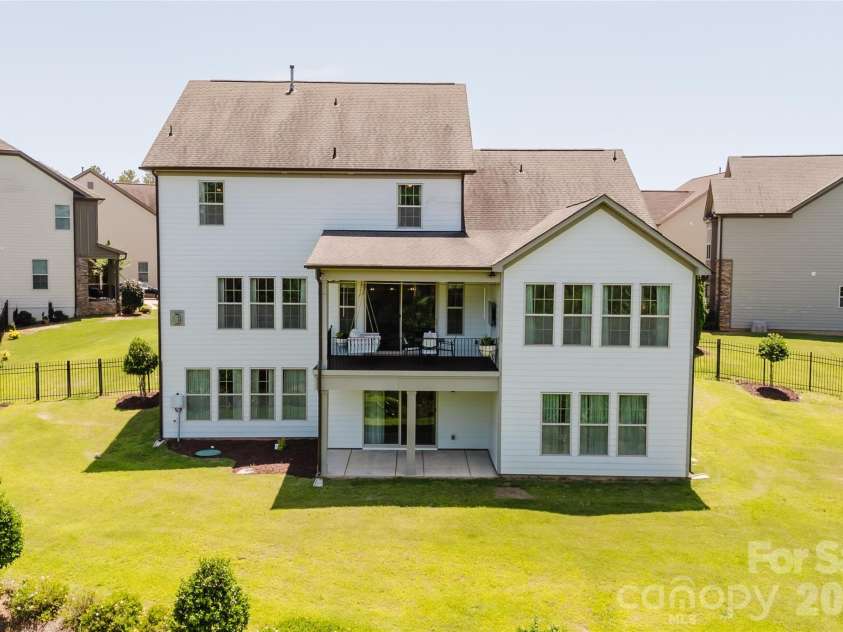 15431 Cimarron Hills Lane, Charlotte, NC 28278.  MLS# CAR4298385, YatesRealty ID 8774. REAR VIEW