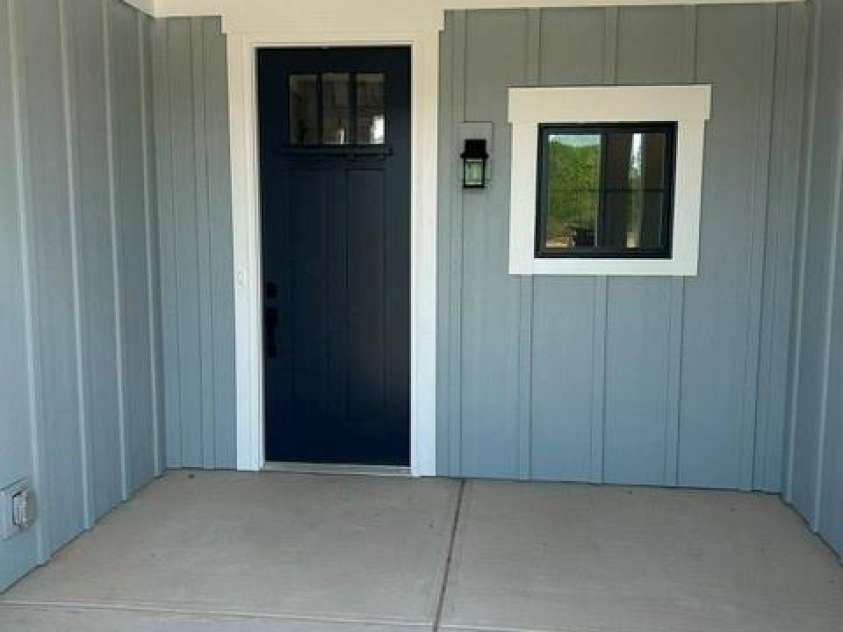 3015 Five Creek Road, Charlotte, NC 28213.  MLS# CAR4343497, YatesRealty ID 8776. 