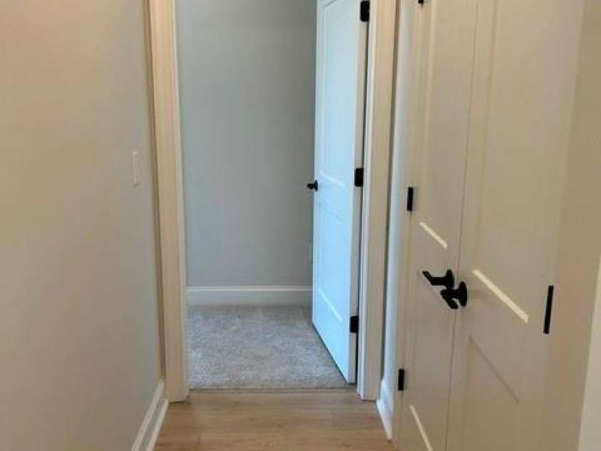 3015 Five Creek Road, Charlotte, NC 28213.  MLS# CAR4343497, YatesRealty ID 8776. 
