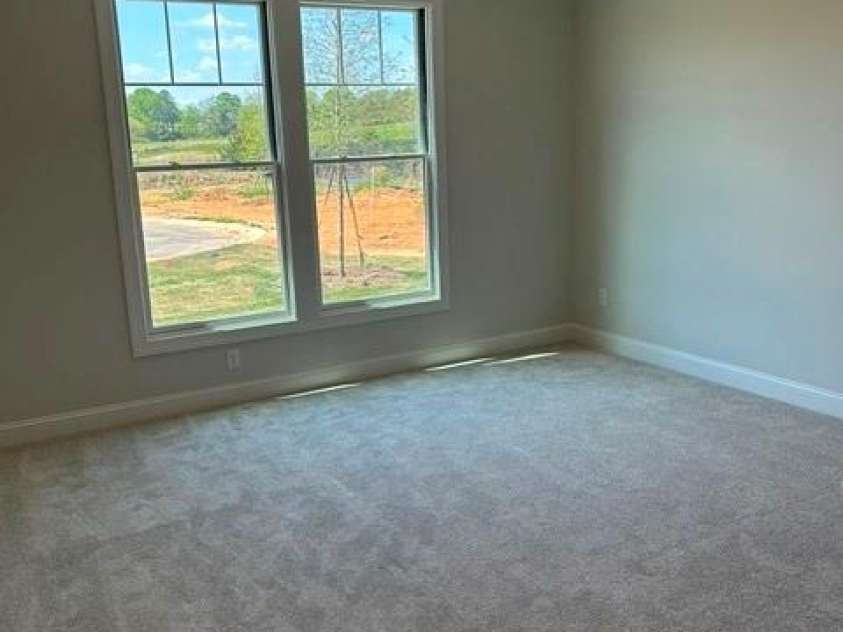 3015 Five Creek Road, Charlotte, NC 28213.  MLS# CAR4343497, YatesRealty ID 8776. 