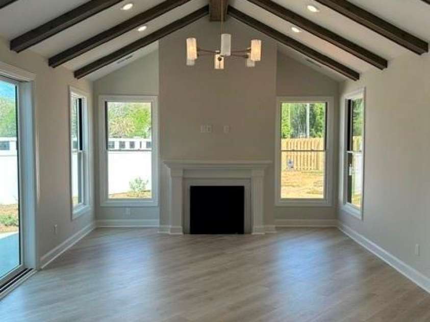 3015 Five Creek Road, Charlotte, NC 28213.  MLS# CAR4343497, YatesRealty ID 8776. 