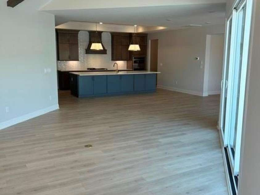3015 Five Creek Road, Charlotte, NC 28213.  MLS# CAR4343497, YatesRealty ID 8776. 