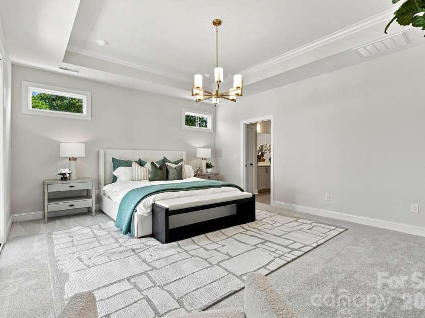 3015 Five Creek Road, Charlotte, NC 28213.  MLS# CAR4343497, YatesRealty ID 8776. 
