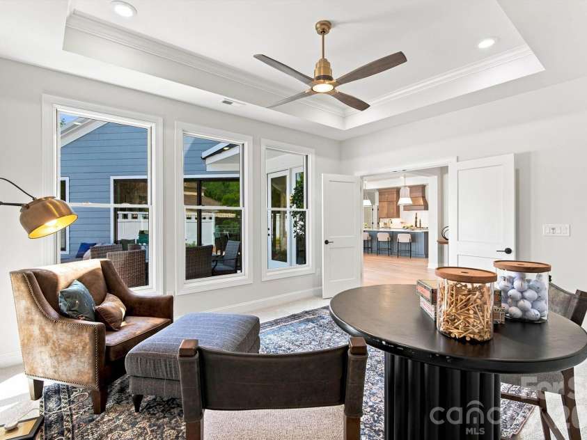 3015 Five Creek Road, Charlotte, NC 28213.  MLS# CAR4343497, YatesRealty ID 8776. 