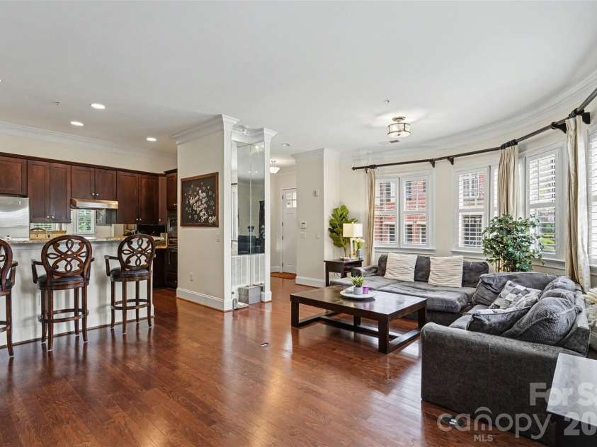 6705 Louisburg Square Lane, Charlotte, NC 28210.  MLS# CAR4363581, YatesRealty ID 8777. 