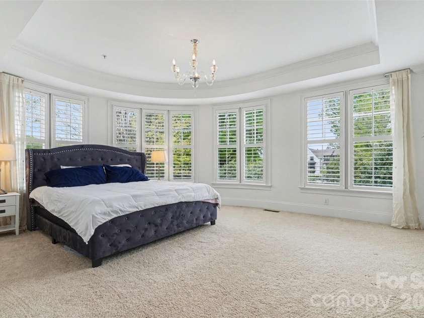 6705 Louisburg Square Lane, Charlotte, NC 28210.  MLS# CAR4363581, YatesRealty ID 8777. 
