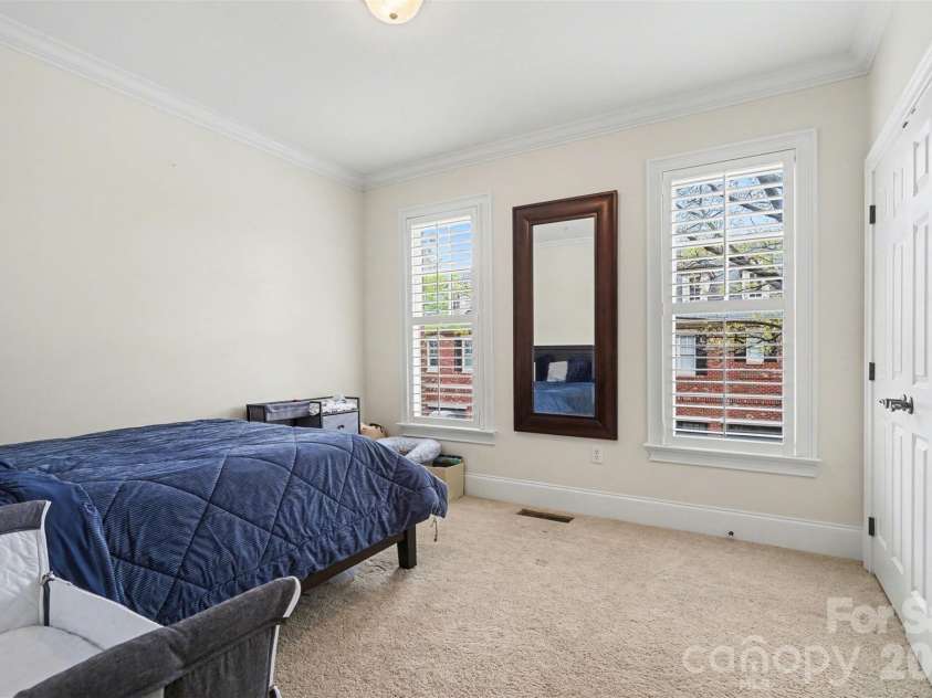 6705 Louisburg Square Lane, Charlotte, NC 28210.  MLS# CAR4363581, YatesRealty ID 8777. 