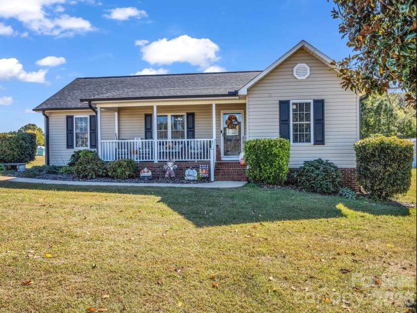 3817 Spike Lane, Vale, NC 28168.  MLS# CAR4285532, YatesRealty ID 8779. 