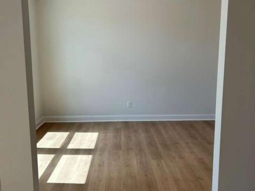 3060 Five Creek Road, Charlotte, NC 28213.  MLS# CAR4311064, YatesRealty ID 8780. 