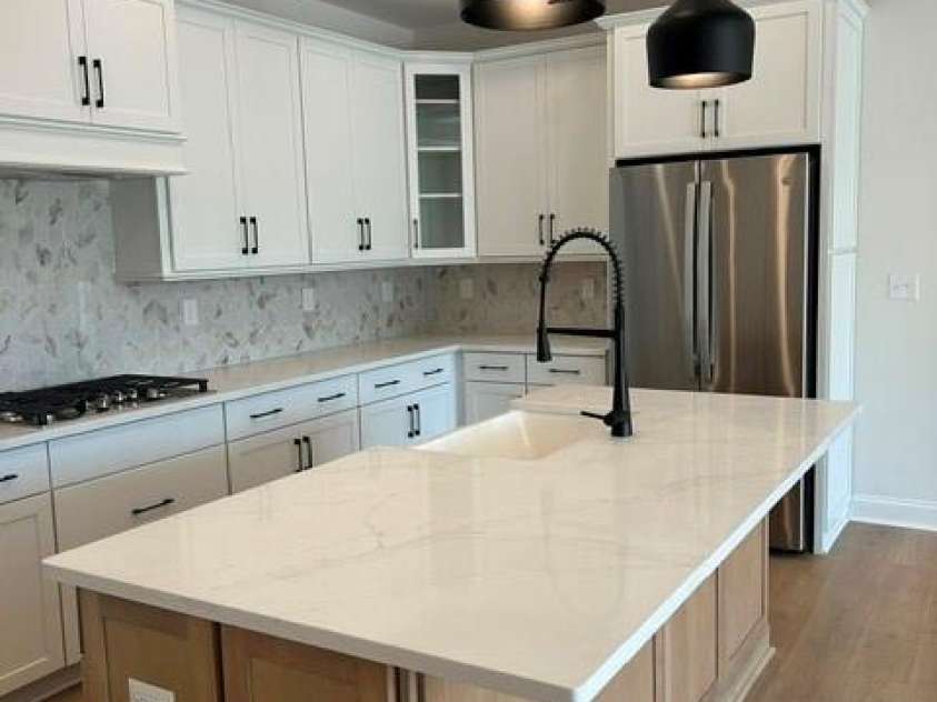 3060 Five Creek Road, Charlotte, NC 28213.  MLS# CAR4311064, YatesRealty ID 8780. 