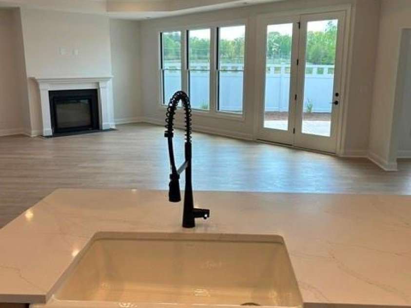3060 Five Creek Road, Charlotte, NC 28213.  MLS# CAR4311064, YatesRealty ID 8780. 