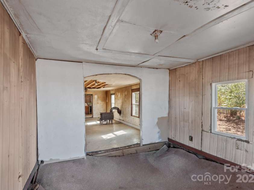 2232 US Hwy 13 Highway, Ahoskie, NC 27910.  MLS# CAR4227992, YatesRealty ID 8781. 