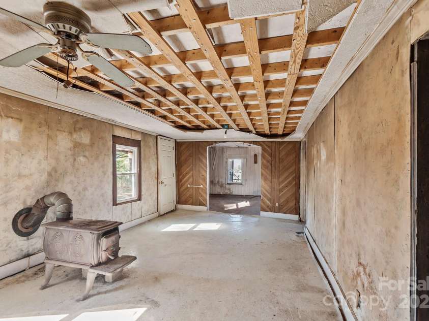 2232 US Hwy 13 Highway, Ahoskie, NC 27910.  MLS# CAR4227992, YatesRealty ID 8781. 