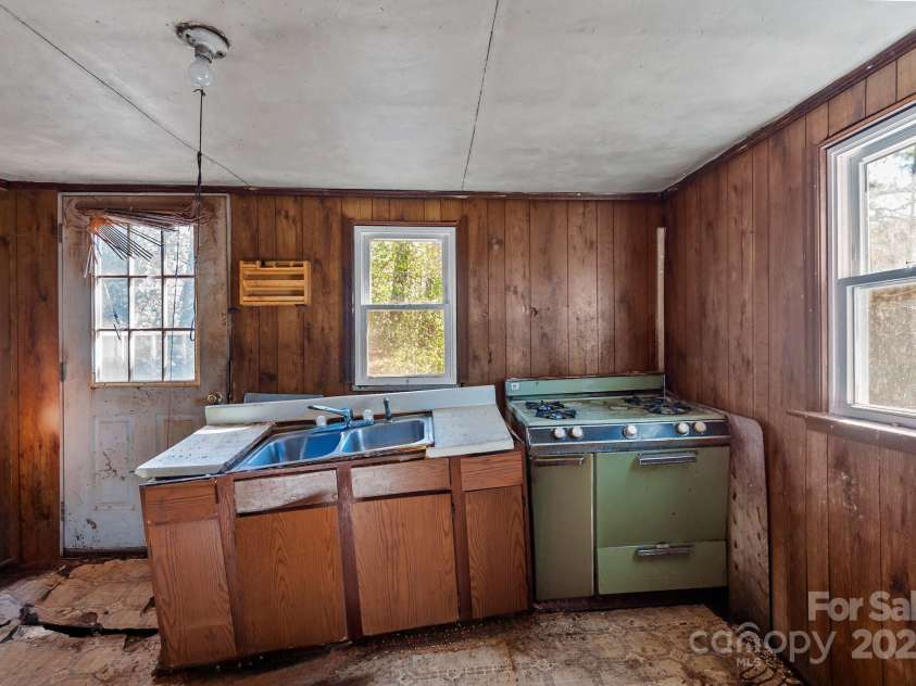 2232 US Hwy 13 Highway, Ahoskie, NC 27910.  MLS# CAR4227992, YatesRealty ID 8781. 