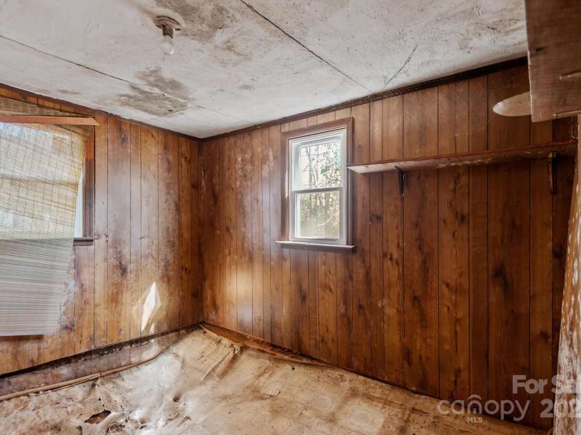 2232 US Hwy 13 Highway, Ahoskie, NC 27910.  MLS# CAR4227992, YatesRealty ID 8781. 