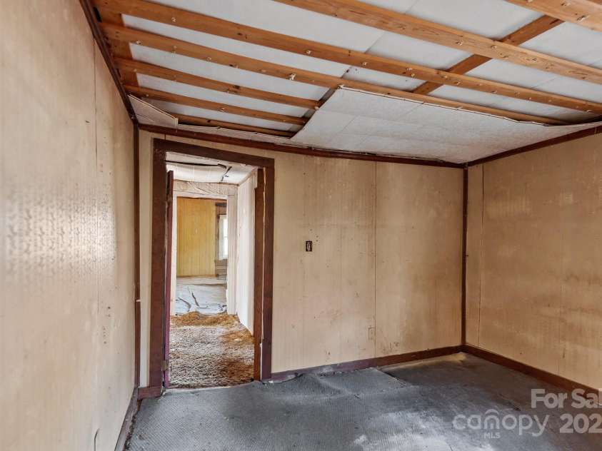 2232 US Hwy 13 Highway, Ahoskie, NC 27910.  MLS# CAR4227992, YatesRealty ID 8781. 