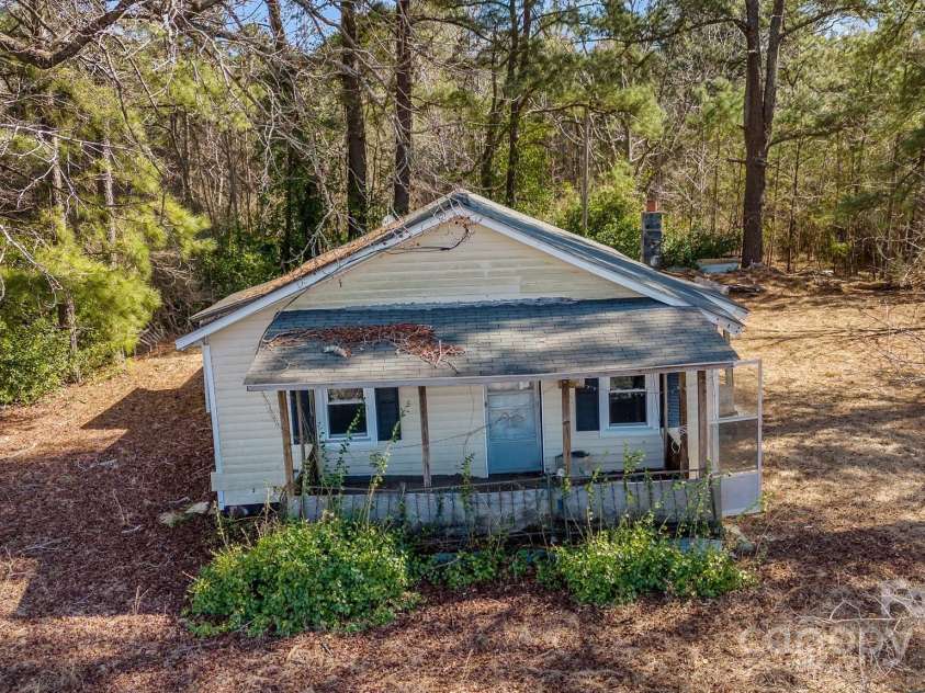 2232 US Hwy 13 Highway, Ahoskie, NC 27910.  MLS# CAR4227992, YatesRealty ID 8781. 