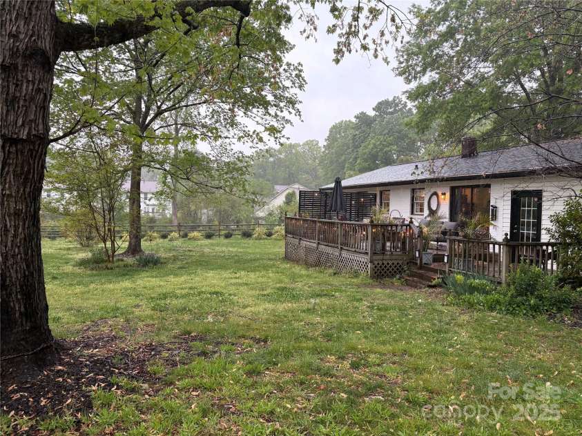 212 Stewart Avenue, Mooresville, NC 28115.  MLS# CAR4246440, YatesRealty ID 8783. 