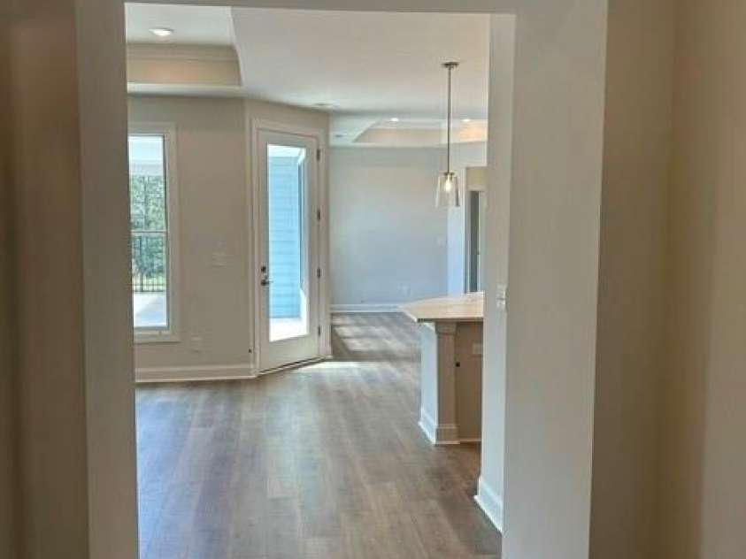 3048 Five Creek Road, Charlotte, NC 28213.  MLS# CAR4302614, YatesRealty ID 8783. 