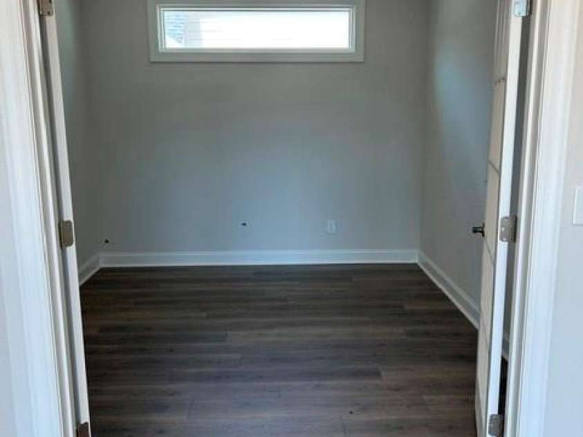 3048 Five Creek Road, Charlotte, NC 28213.  MLS# CAR4302614, YatesRealty ID 8783. 