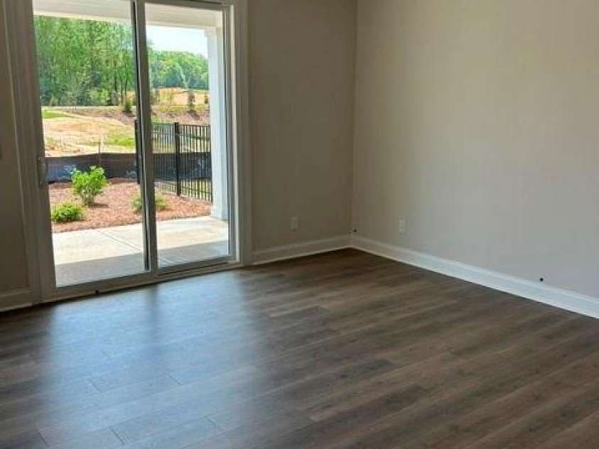 3048 Five Creek Road, Charlotte, NC 28213.  MLS# CAR4302614, YatesRealty ID 8783. 