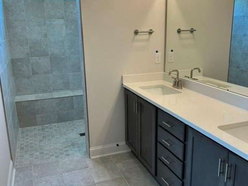 3048 Five Creek Road, Charlotte, NC 28213.  MLS# CAR4302614, YatesRealty ID 8783. 
