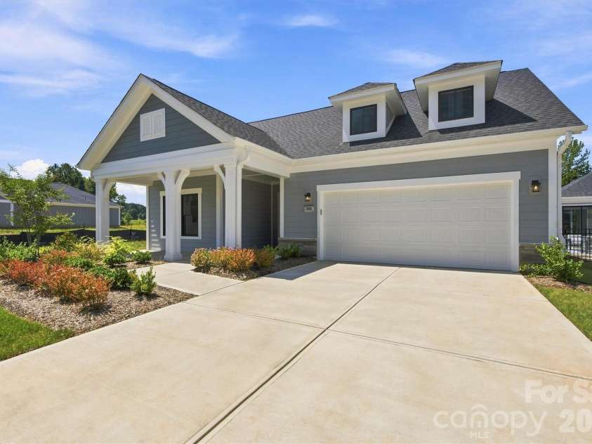 3048 Five Creek Road, Charlotte, NC 28213.  MLS# CAR4302614, YatesRealty ID 8783. 