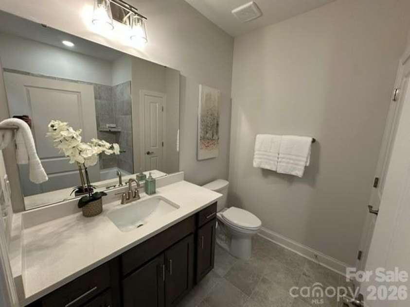3048 Five Creek Road, Charlotte, NC 28213.  MLS# CAR4302614, YatesRealty ID 8783. 