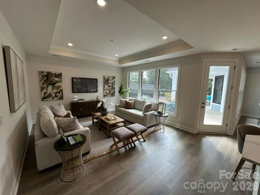 3048 Five Creek Road, Charlotte, NC 28213.  MLS# CAR4302614, YatesRealty ID 8783. 