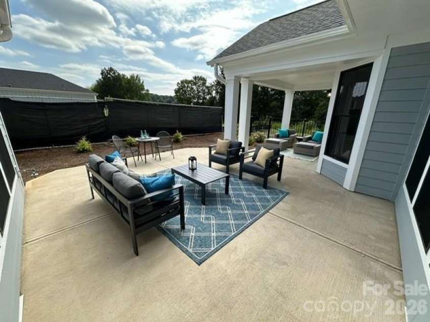 3048 Five Creek Road, Charlotte, NC 28213.  MLS# CAR4302614, YatesRealty ID 8783. 