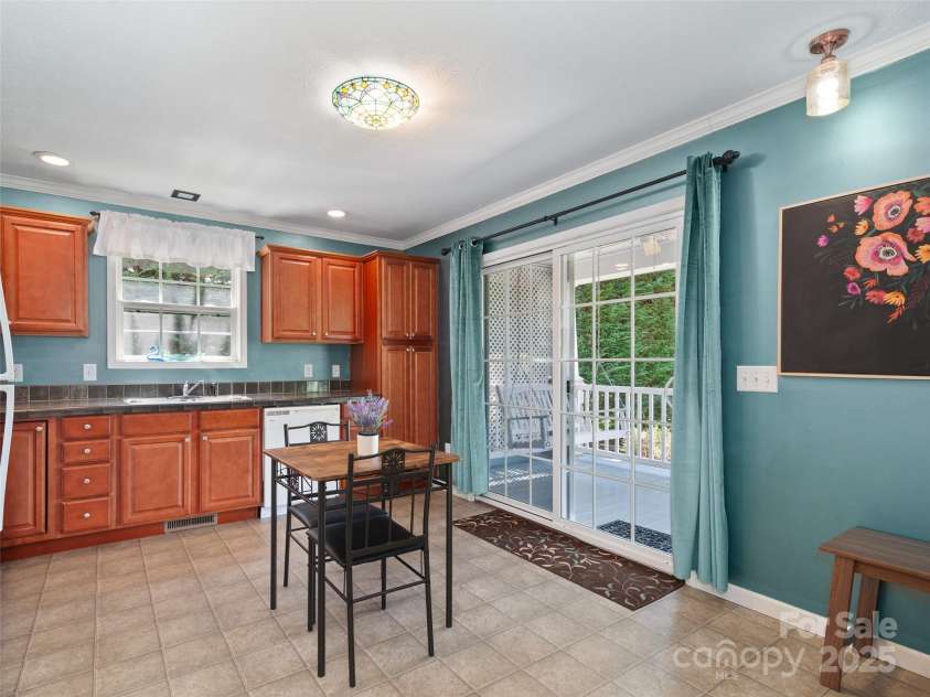 107 Timberline Drive, Maggie Valley, NC 28751.  MLS# CAR4247812, YatesRealty ID 8784. 