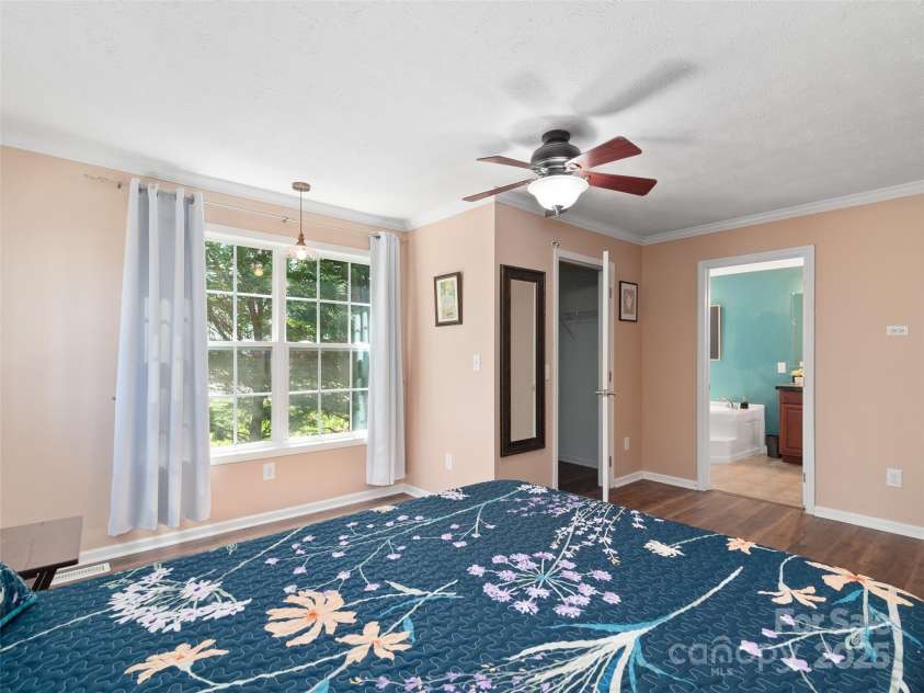 107 Timberline Drive, Maggie Valley, NC 28751.  MLS# CAR4247812, YatesRealty ID 8784. 