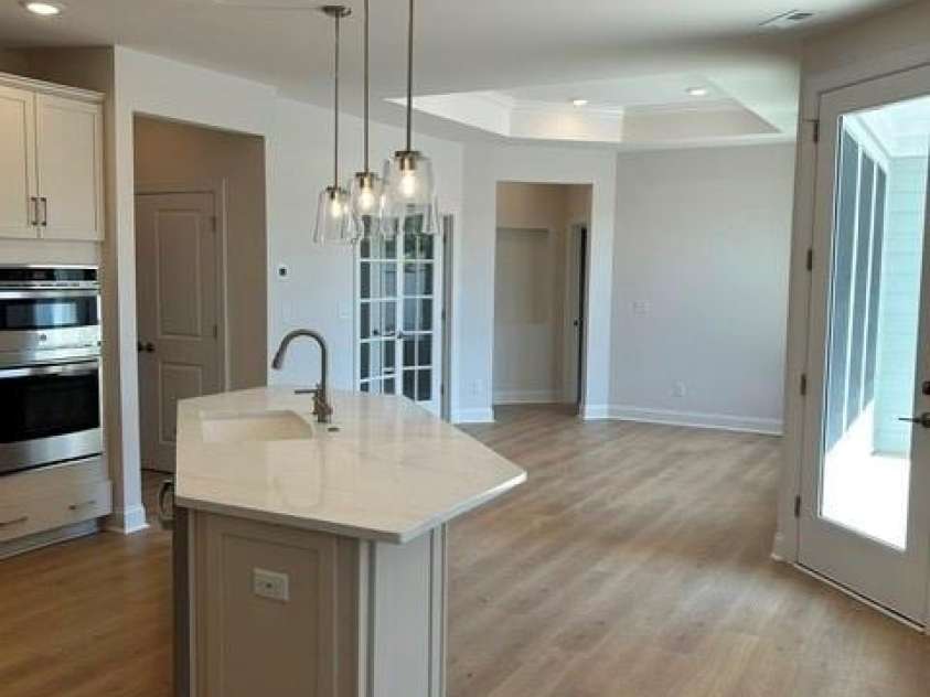 4185 Creek Bridge Circle, Charlotte, NC 28213.  MLS# CAR4243535, YatesRealty ID 8787. 