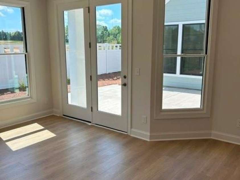 4185 Creek Bridge Circle, Charlotte, NC 28213.  MLS# CAR4243535, YatesRealty ID 8787. 