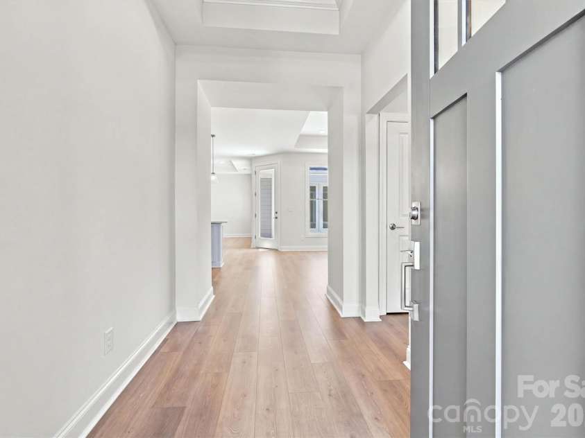 4185 Creek Bridge Circle, Charlotte, NC 28213.  MLS# CAR4243535, YatesRealty ID 8787. 