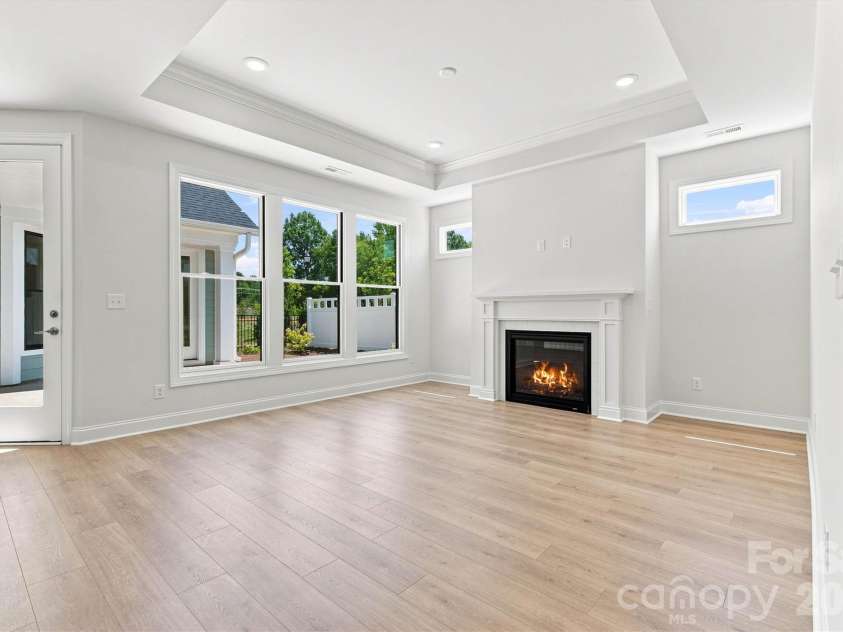 4185 Creek Bridge Circle, Charlotte, NC 28213.  MLS# CAR4243535, YatesRealty ID 8787. 