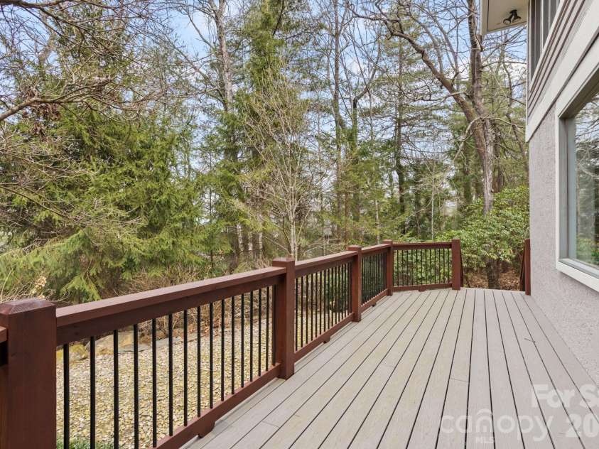 171 Old Hillside Lane, Flat Rock, NC 28731.  MLS# CAR4355213, YatesRealty ID 8789. 