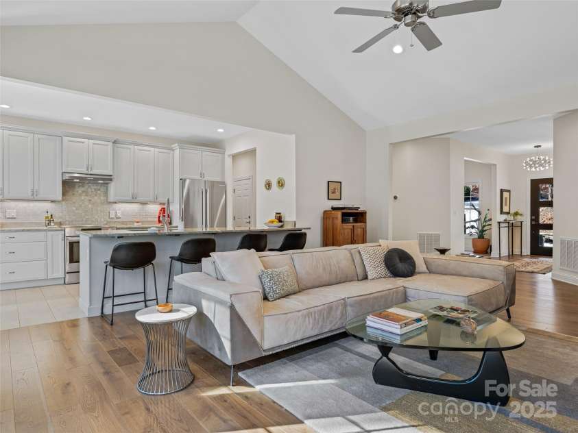 2508 Carriage Falls Court, Hendersonville, NC 28791.  MLS# CAR4321365, YatesRealty ID 879. 