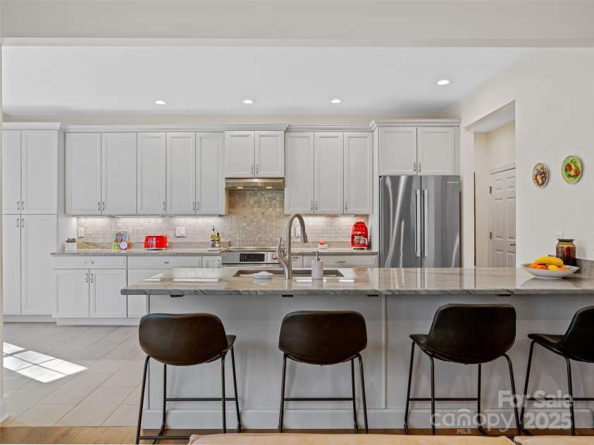 2508 Carriage Falls Court, Hendersonville, NC 28791.  MLS# CAR4321365, YatesRealty ID 879. 