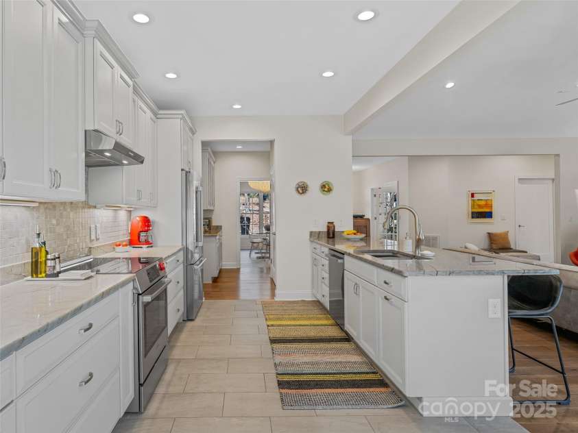 2508 Carriage Falls Court, Hendersonville, NC 28791.  MLS# CAR4321365, YatesRealty ID 879. 