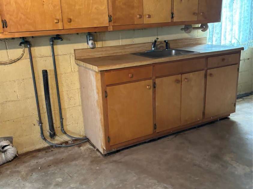 819 Piedmont Avenue, Kings Mountain, NC 28086.  MLS# CAR4364724, YatesRealty ID 8790. Basement
