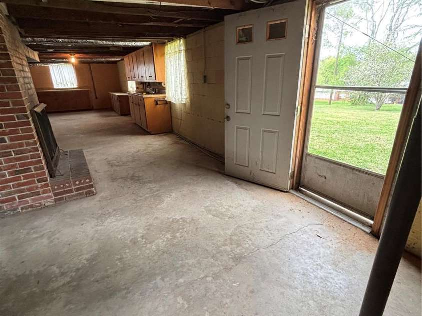 819 Piedmont Avenue, Kings Mountain, NC 28086.  MLS# CAR4364724, YatesRealty ID 8790. Basement door to the back yard