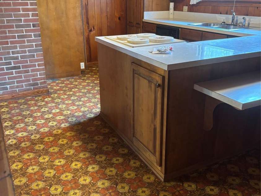 819 Piedmont Avenue, Kings Mountain, NC 28086.  MLS# CAR4364724, YatesRealty ID 8790. Kitchen