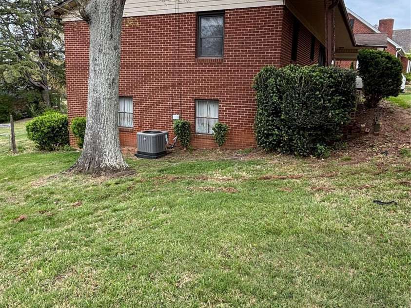 819 Piedmont Avenue, Kings Mountain, NC 28086.  MLS# CAR4364724, YatesRealty ID 8790. Side view
